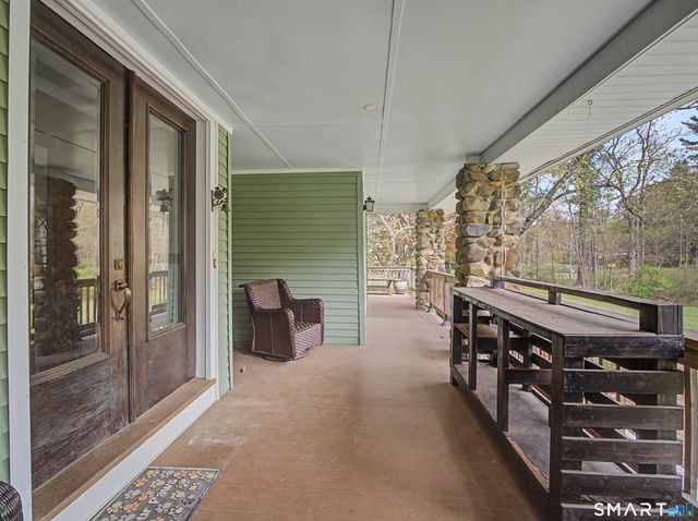 18 Rimmon Road, Woodbridge, CT 06525