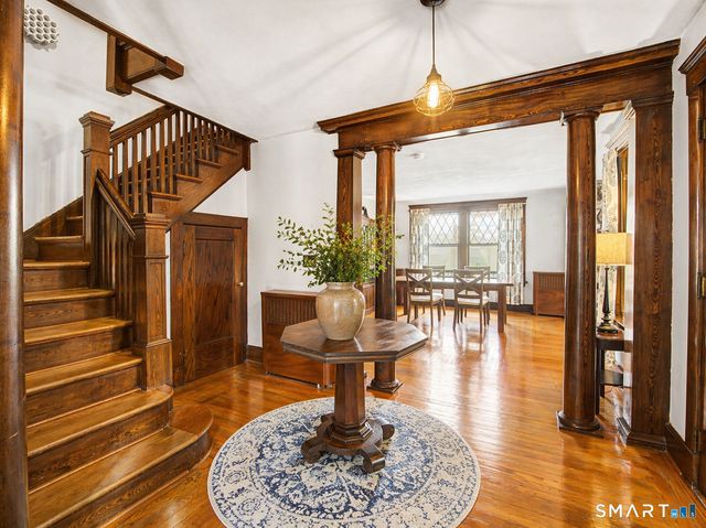 18 Rimmon Road, Woodbridge, CT 06525