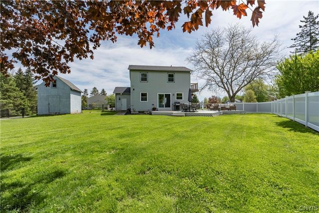 8683 Bayview Drive, Cicero, NY 13039