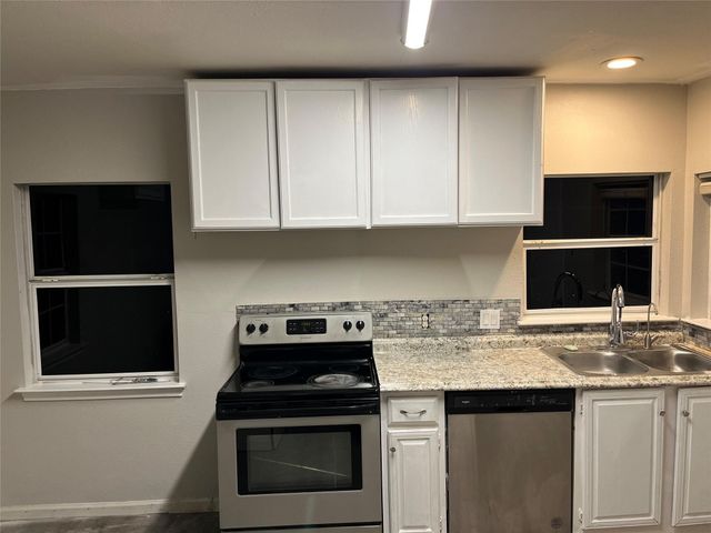 3206 Kellogg Avenue, Dallas, TX 75216