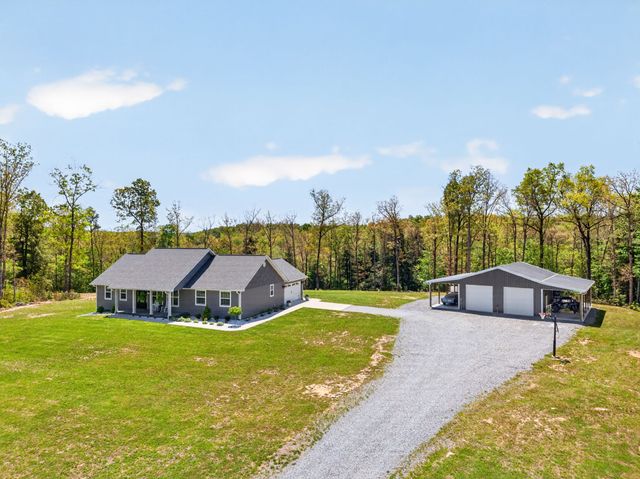 18459 Clarkrange Hwy, Monterey, TN 38574