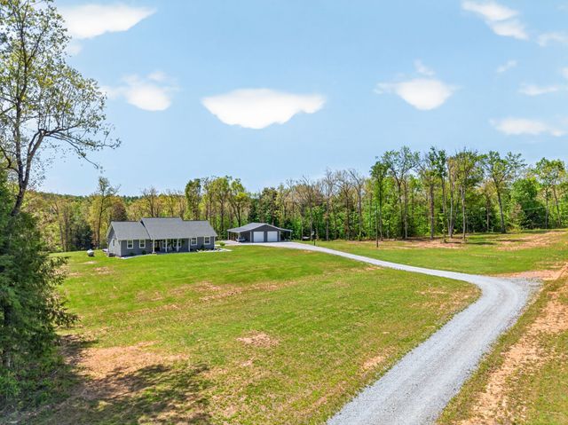 18459 Clarkrange Hwy, Monterey, TN 38574