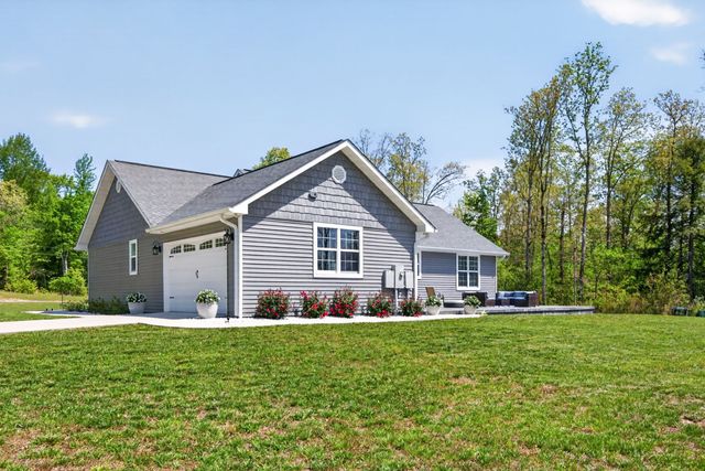 18459 Clarkrange Hwy, Monterey, TN 38574