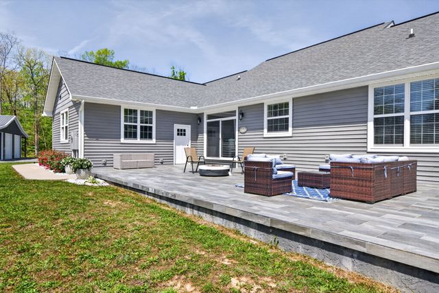 18459 Clarkrange Hwy, Monterey, TN 38574
