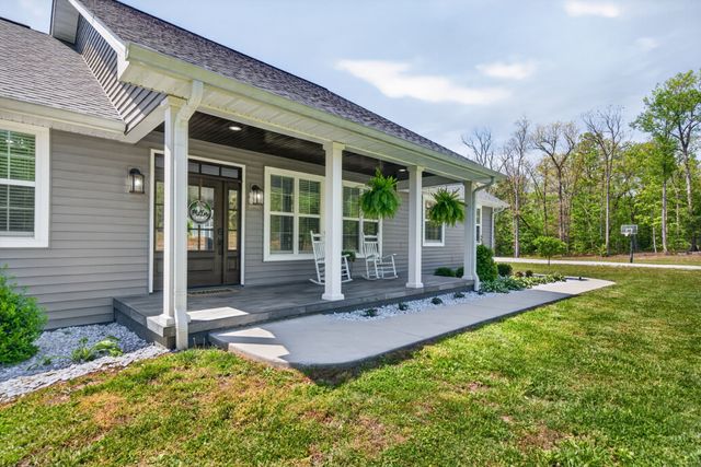 18459 Clarkrange Hwy, Monterey, TN 38574