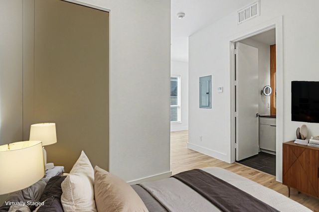 2217 N Fitzhugh Avenue 205, Dallas, TX 75204