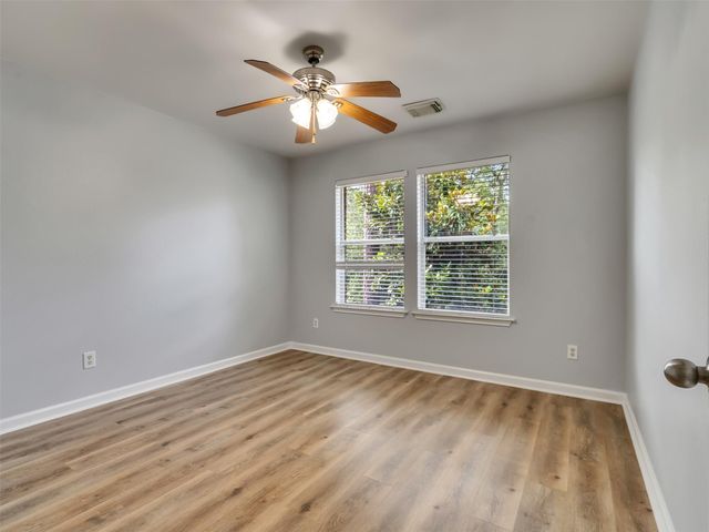 34 W Sage Creek Place, The Woodlands, TX 77382