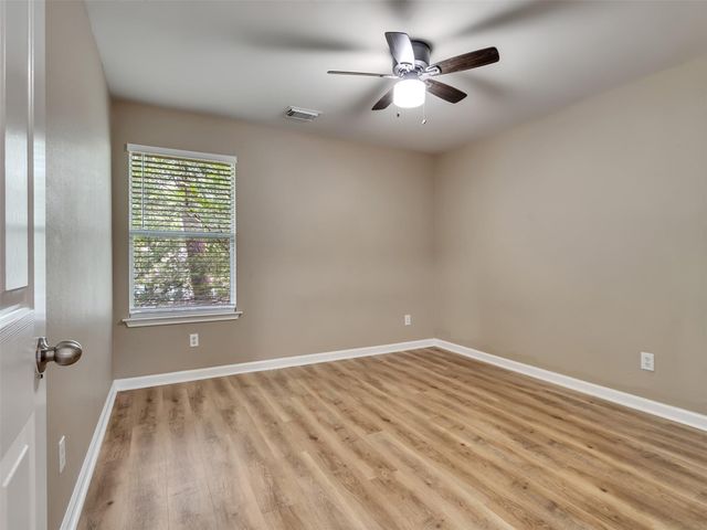 34 W Sage Creek Place, The Woodlands, TX 77382