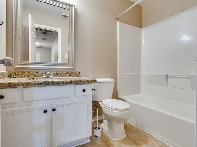 34 W Sage Creek Place, The Woodlands, TX 77382