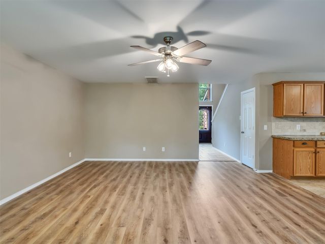 34 W Sage Creek Place, The Woodlands, TX 77382
