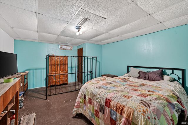 53601 Hyde Park Drive, Bristol, IN 46507