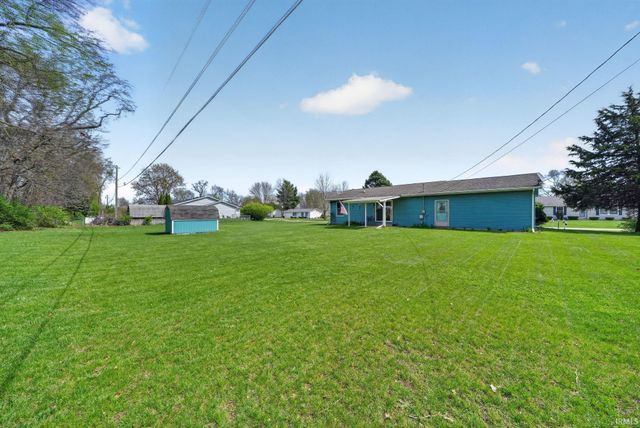 53601 Hyde Park Drive, Bristol, IN 46507