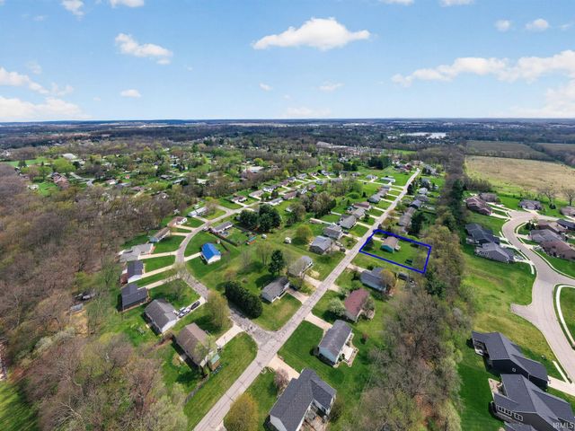 53601 Hyde Park Drive, Bristol, IN 46507