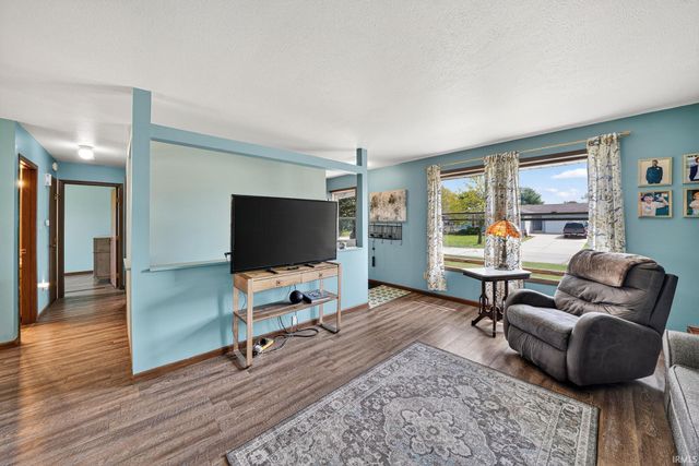 53601 Hyde Park Drive, Bristol, IN 46507