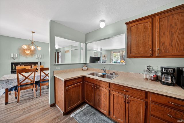 53601 Hyde Park Drive, Bristol, IN 46507