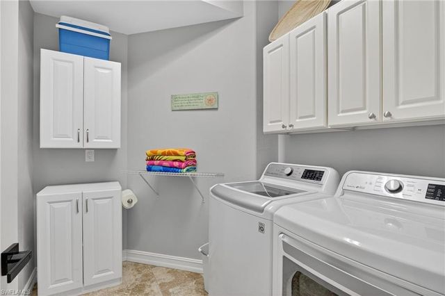 770 Tarpon Cove DR SE 103, Naples, FL 34110