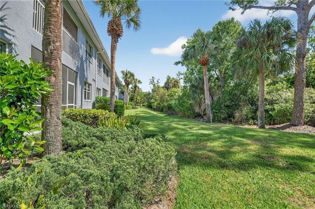 770 Tarpon Cove DR SE 103, Naples, FL 34110