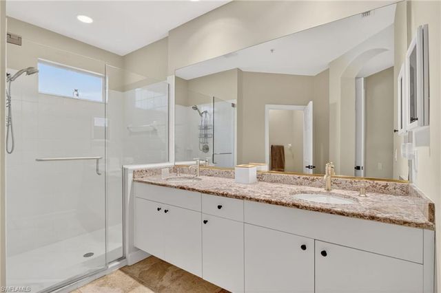 770 Tarpon Cove DR SE 103, Naples, FL 34110