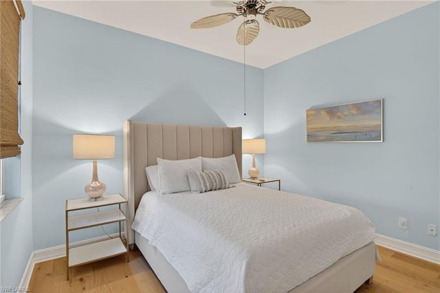 770 Tarpon Cove DR SE 103, Naples, FL 34110