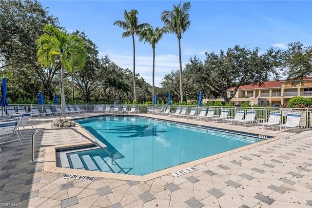 770 Tarpon Cove DR SE 103, Naples, FL 34110