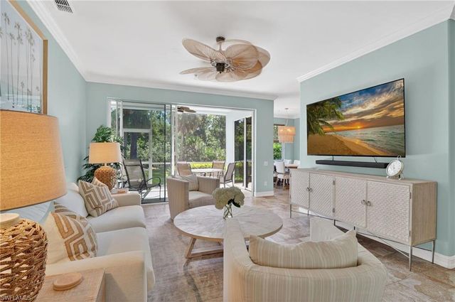 770 Tarpon Cove DR SE 103, Naples, FL 34110