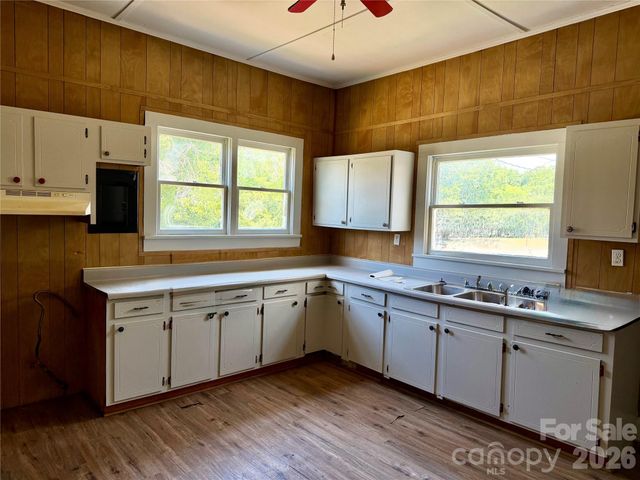 128 N Long Street, Salisbury, NC 28144