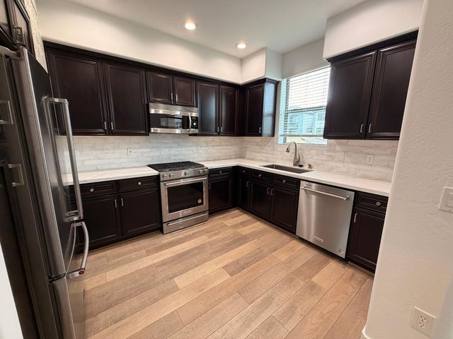 17850 N 68th Street Unit 1112, Phoenix, AZ 85054