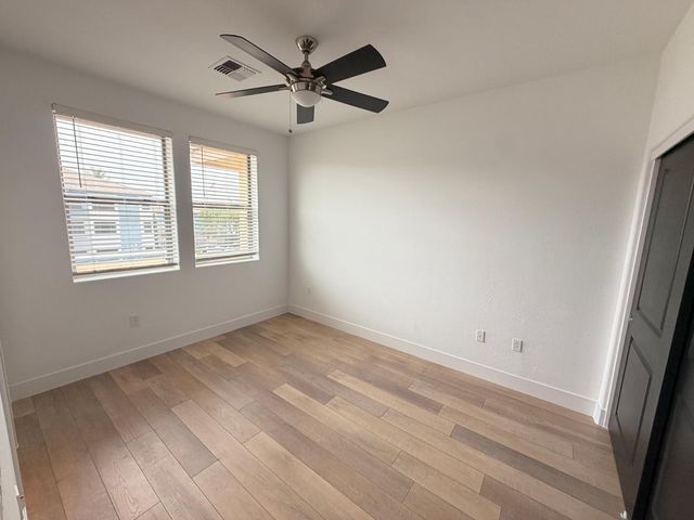 17850 N 68th Street Unit 1112, Phoenix, AZ 85054