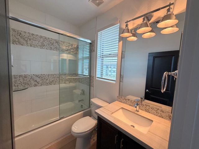 17850 N 68th Street Unit 1112, Phoenix, AZ 85054