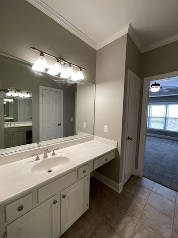 712 Arkland Pl, Nashville, TN 37215