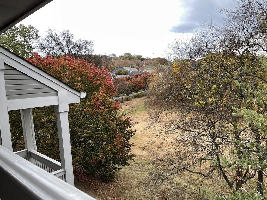 712 Arkland Pl, Nashville, TN 37215