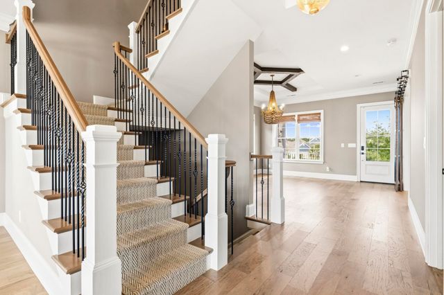 464 West Palm Dr., Myrtle Beach, SC 29579