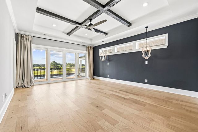 464 West Palm Dr., Myrtle Beach, SC 29579