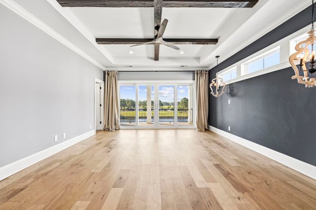 464 West Palm Dr., Myrtle Beach, SC 29579