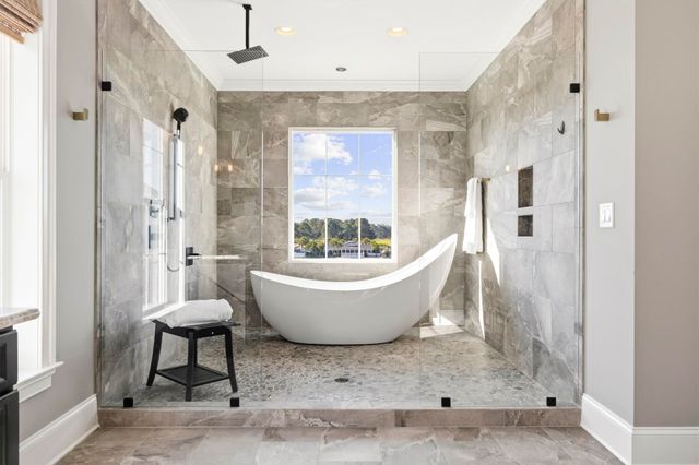 464 West Palm Dr., Myrtle Beach, SC 29579