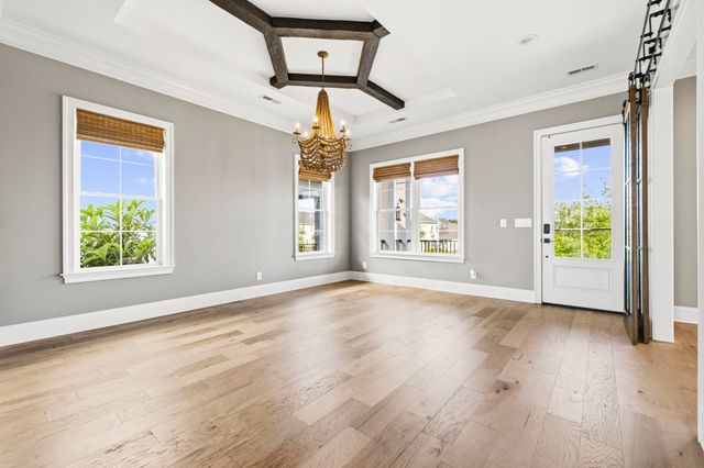 464 West Palm Dr., Myrtle Beach, SC 29579