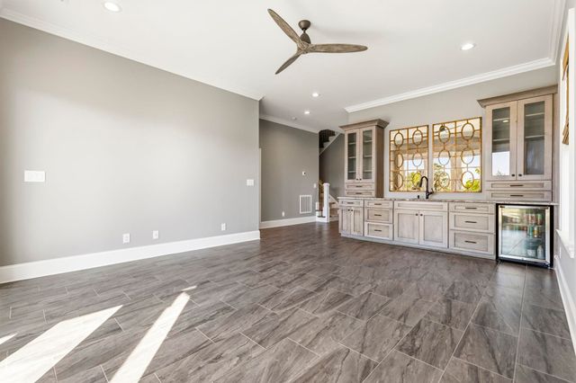 464 West Palm Dr., Myrtle Beach, SC 29579