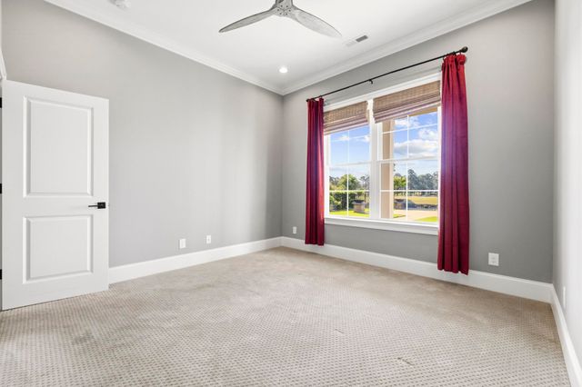 464 West Palm Dr., Myrtle Beach, SC 29579