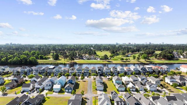 464 West Palm Dr., Myrtle Beach, SC 29579