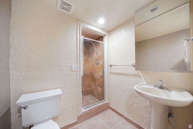 2882 E HEATHER CIR, Holladay, UT 84117