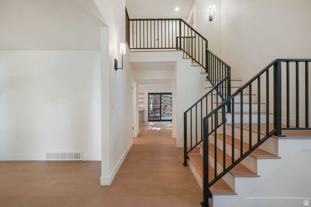 2882 E HEATHER CIR, Holladay, UT 84117