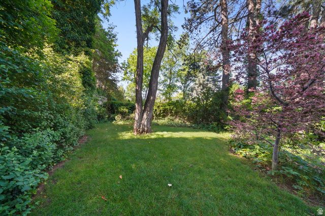 2882 E HEATHER CIR, Holladay, UT 84117