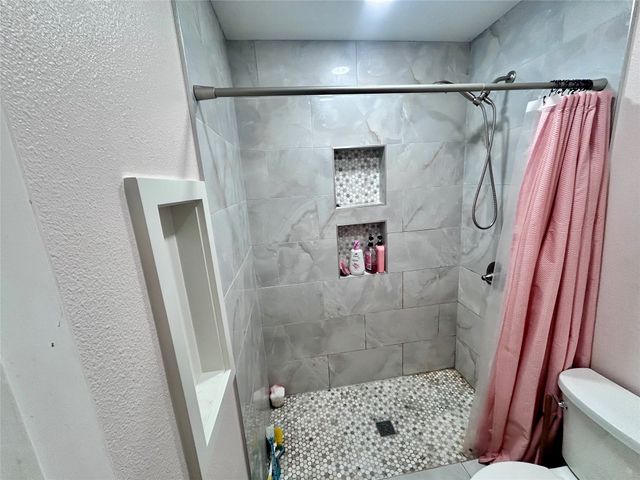 10405 Trail Avenue, Dallas, TX 75217