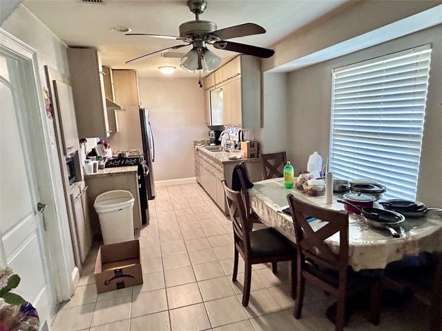 10405 Trail Avenue, Dallas, TX 75217