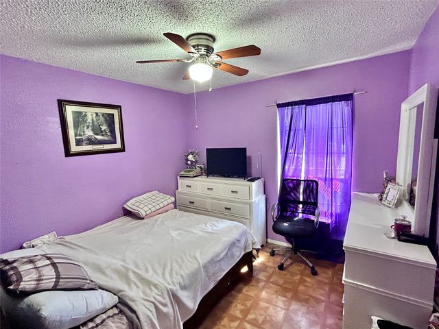 10405 Trail Avenue, Dallas, TX 75217