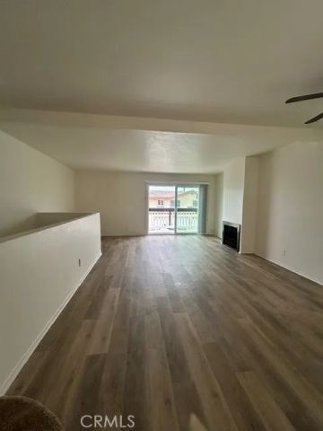 17692 Cameron Lane 102, Huntington Beach, CA 92647