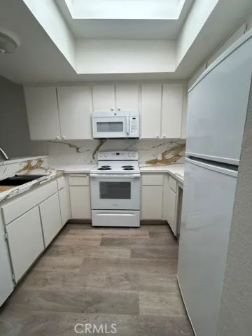 17692 Cameron Lane 102, Huntington Beach, CA 92647