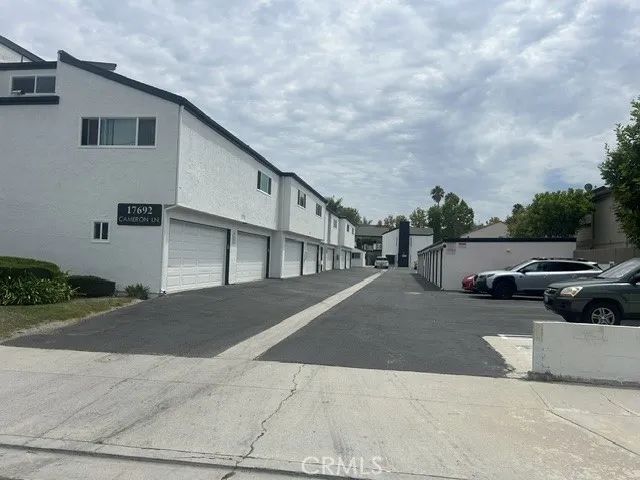 17692 Cameron Lane 102, Huntington Beach, CA 92647