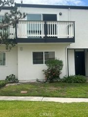 17692 Cameron Lane 102, Huntington Beach, CA 92647