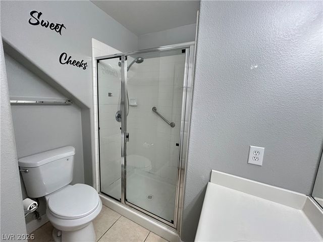 10640 Spruce Bough Street, Las Vegas, NV 89183